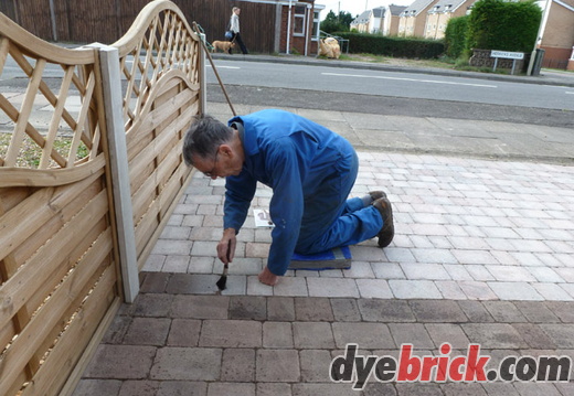 Applying Dyebrick to Driveway